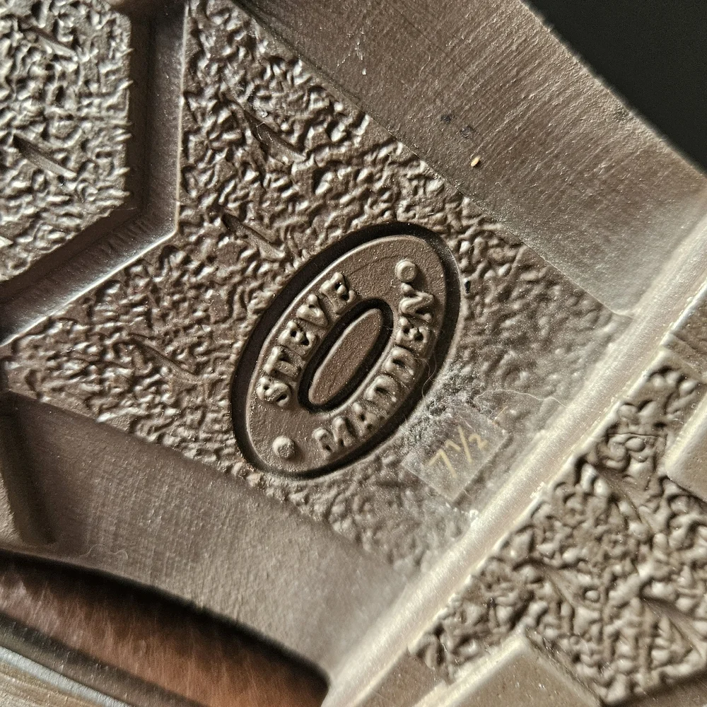 Brown Leather Buckle Boots - Picture 10 of 14